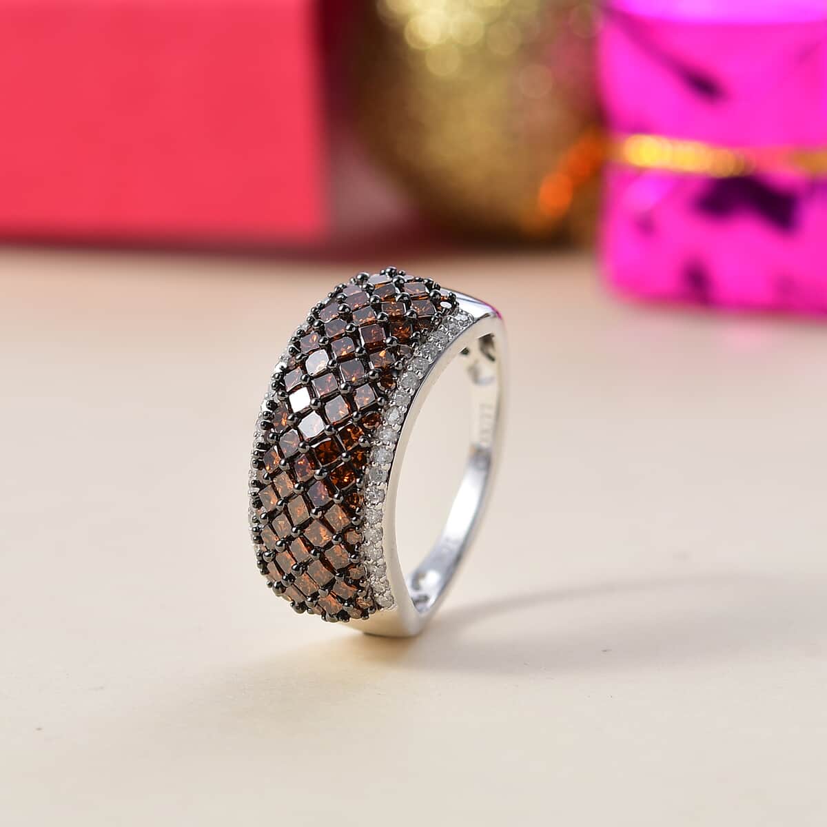 Luxoro Red and Diamond 1.50 ctw Honeycomb Luxe Ring in 10K White Gold (Size 6.0) image number 1