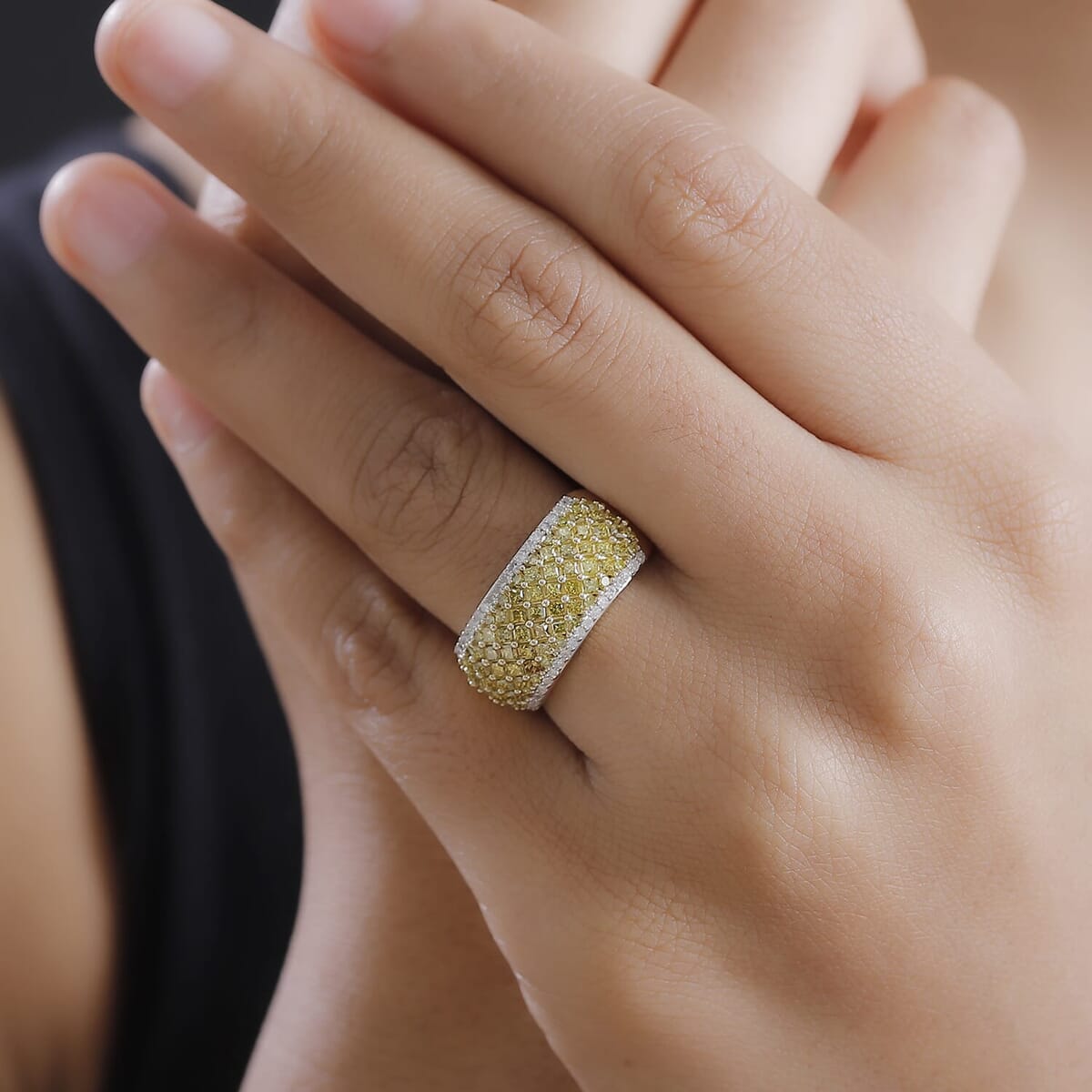 Luxoro 10K Yellow Gold Yellow Diamond (IR), Diamond (I2) Honeycomb Luxe Ring (Size 7.5) 1.50 ctw image number 2