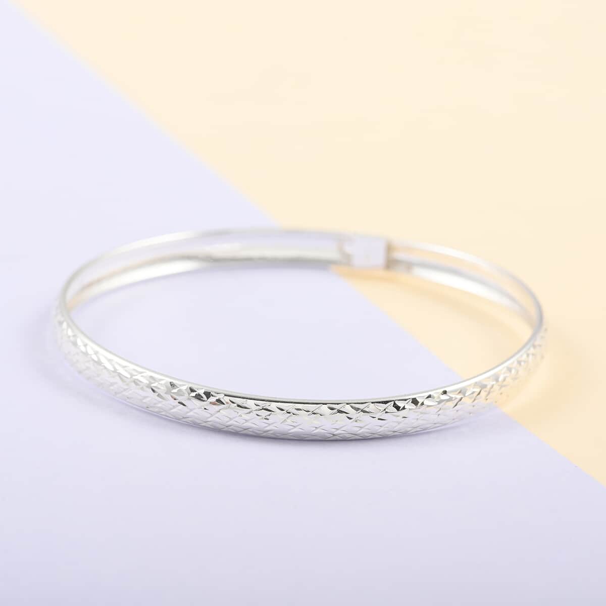 Bangle Bracelet in Sterling Silver (7.50 In) 4.0 Grams image number 1