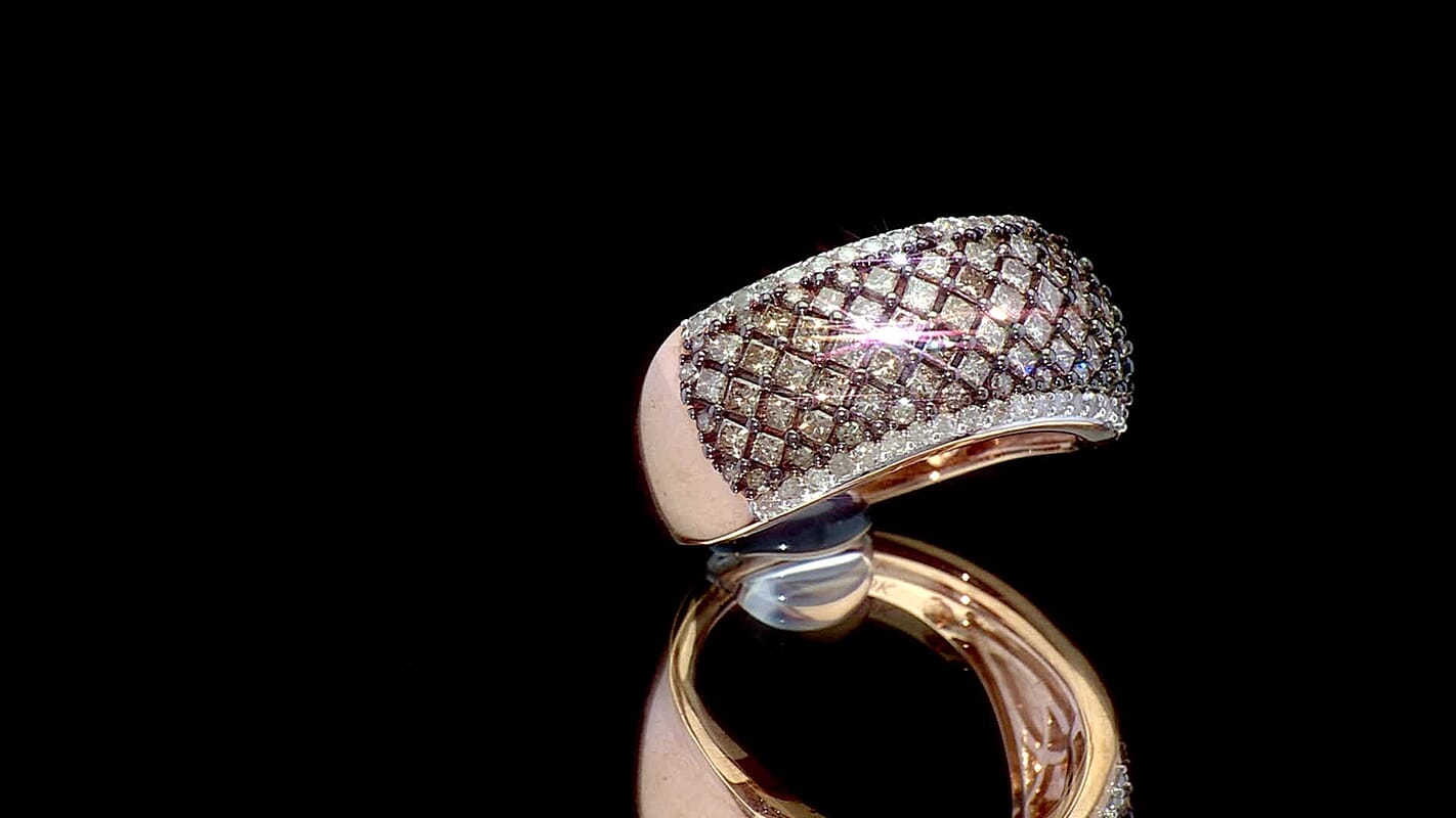Doorbuster Luxoro 10K White Gold Red Diamond (IR), Diamond (I2) Ring (Size 10.0) 1.50 ctw