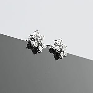 NY Closeout Deal Diamond 0.10 ctw Stud Earrings in Sterling Silver