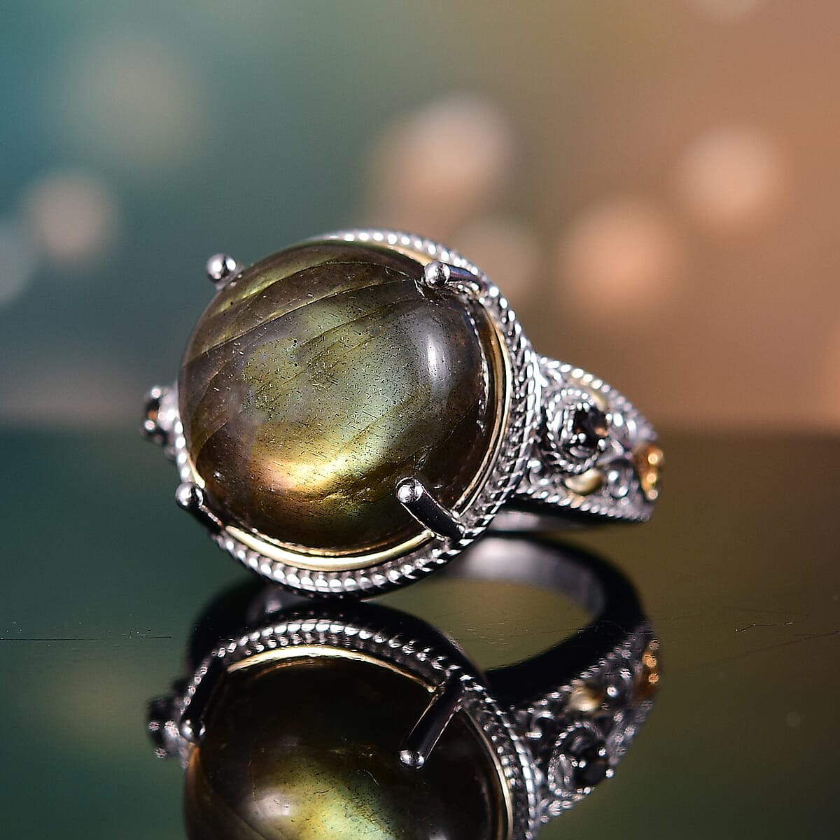 Malagasy Labradorite and Brazilian Smoky Quartz 15.20 ctw Ring 18K YG and Platinum Over Copper with Magnet (Size 5.0) image number 1