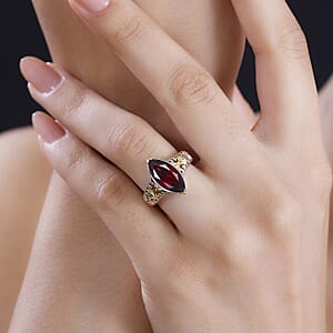 Mozambique Garnet 3.40 ctw Filigree Ring in 18K Vermeil YG and Rhodium Over Sterling Silver (Size 6.0)