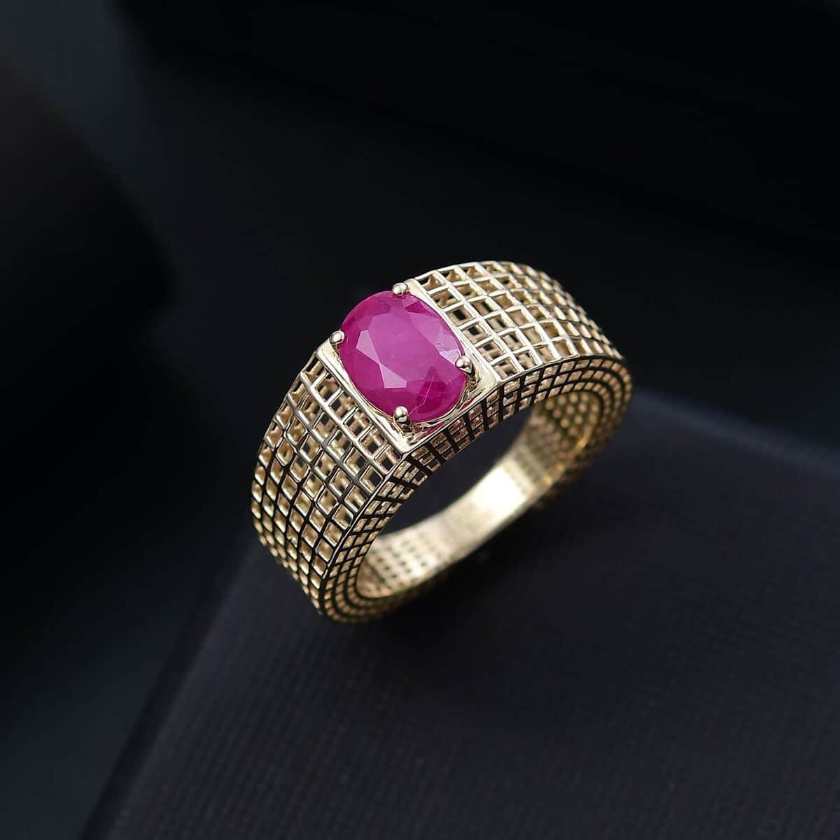 Doorbuster Mirage Collection Luxoro Premium Royal Ruby 1.70 ctw Solitaire Ring in 10K Yellow Gold (Size 10.0) image number 1