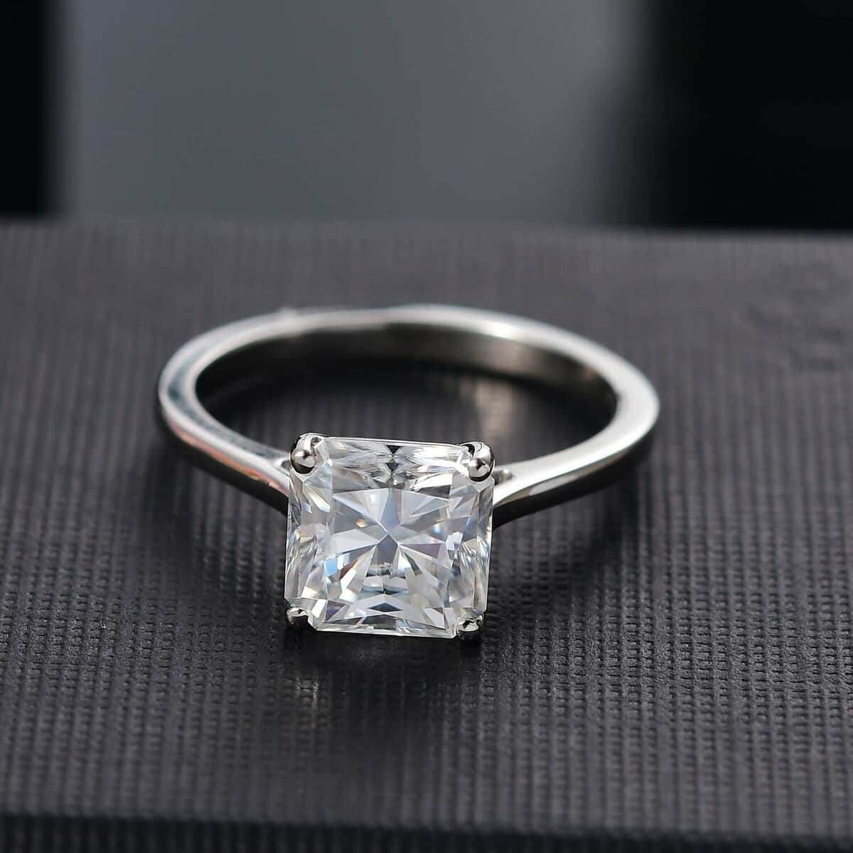 Asscher Cut Moissanite 2.60 ctw Solitaire Ring in 950 Platinum (Size 10.0) 4.50 Grams image number 1