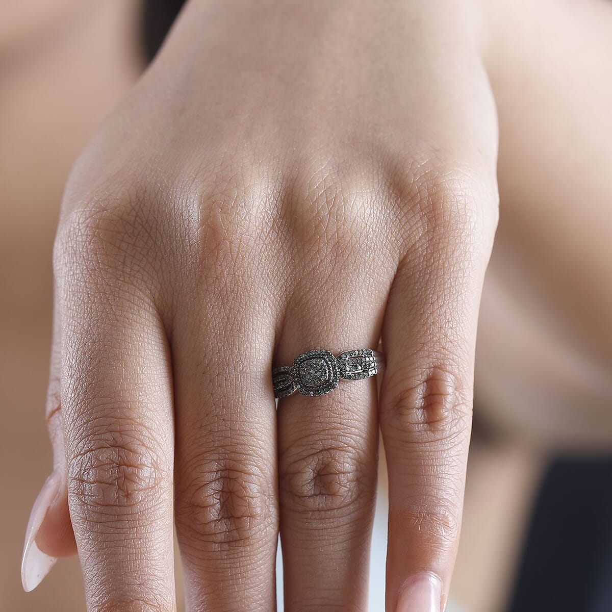 Green Diamond 0.33 ctw Eternal Love Ring in Rhodium Over Sterling Silver (Size 6.0) image number 2
