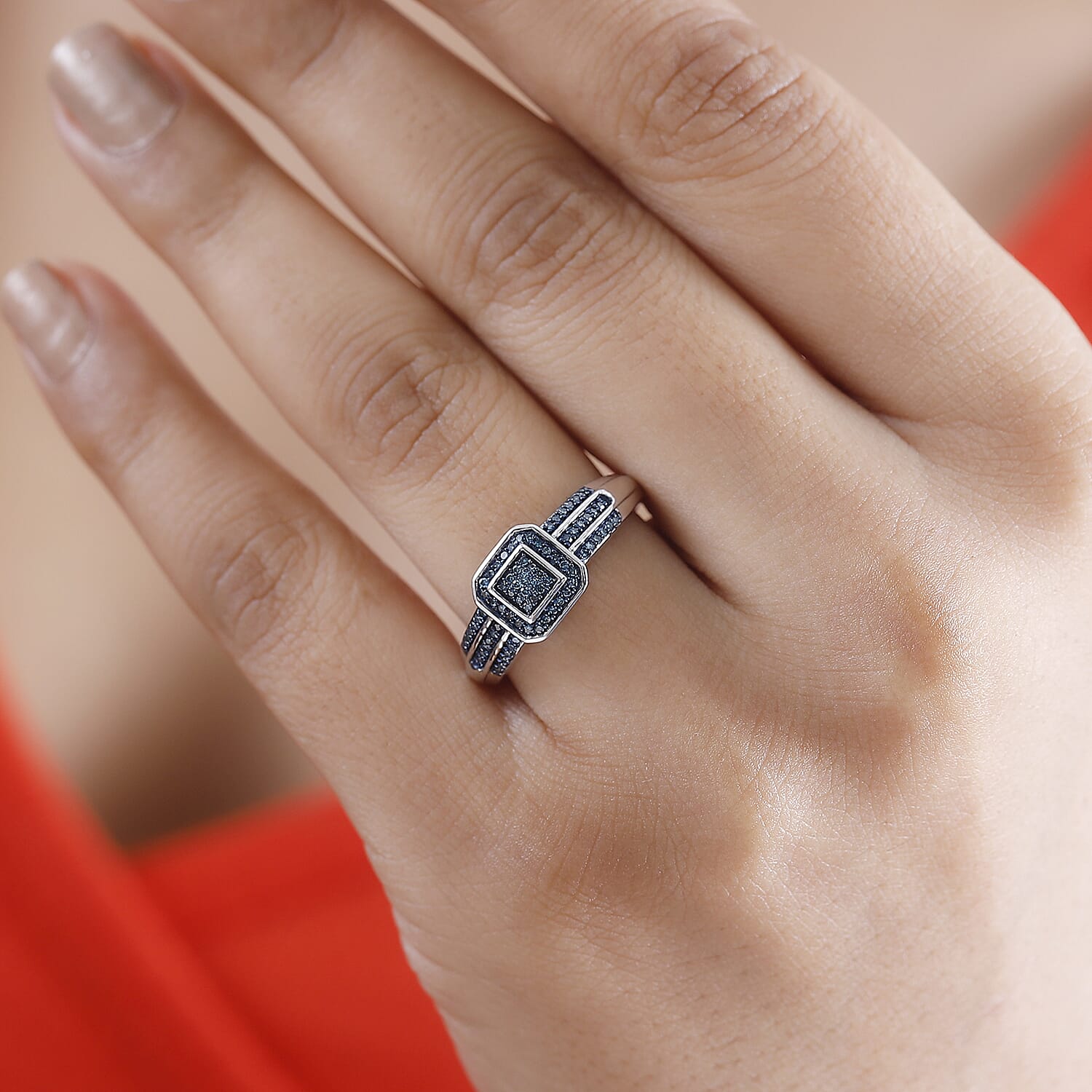 Blue Diamond / 10 - Product card gallery slide 3 (9432378278143)