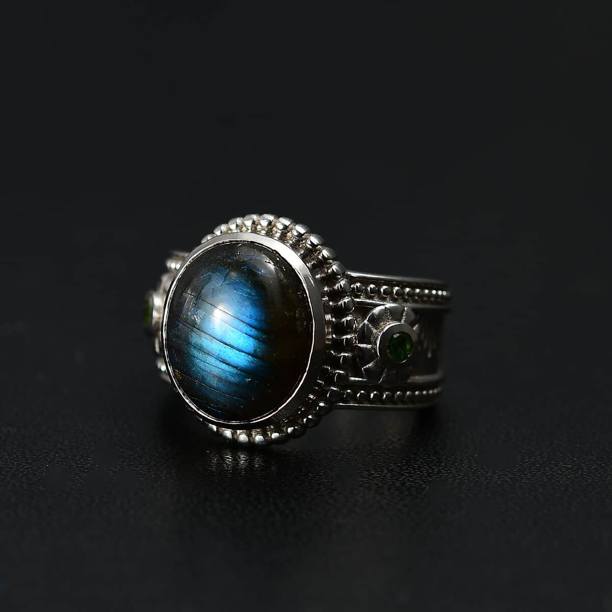 Karis Malagasy Labradorite, Chrome Diopside Art Deco Ring in Platinum Bond (Size 10.0) 5.75 ctw image number 2