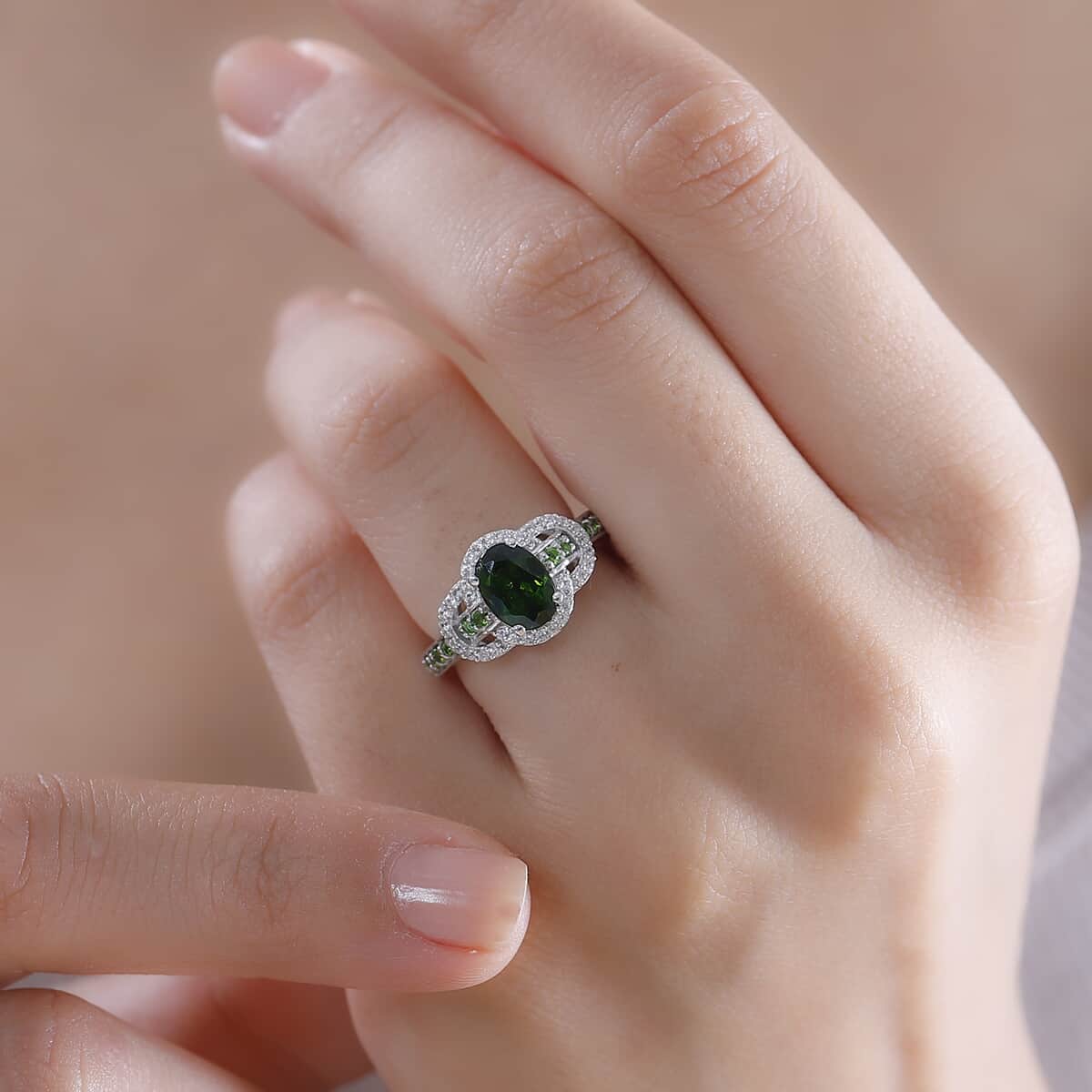 Chrome Diopside and White Zircon 2.00 ctw Ring in Rhodium Over Sterling Silver (Size 10.0) image number 2