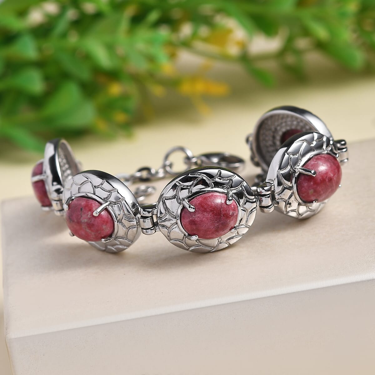 Norwegian Thulite Bracelet in Stainless Steel (6.50 In) 16.65 ctw image number 1
