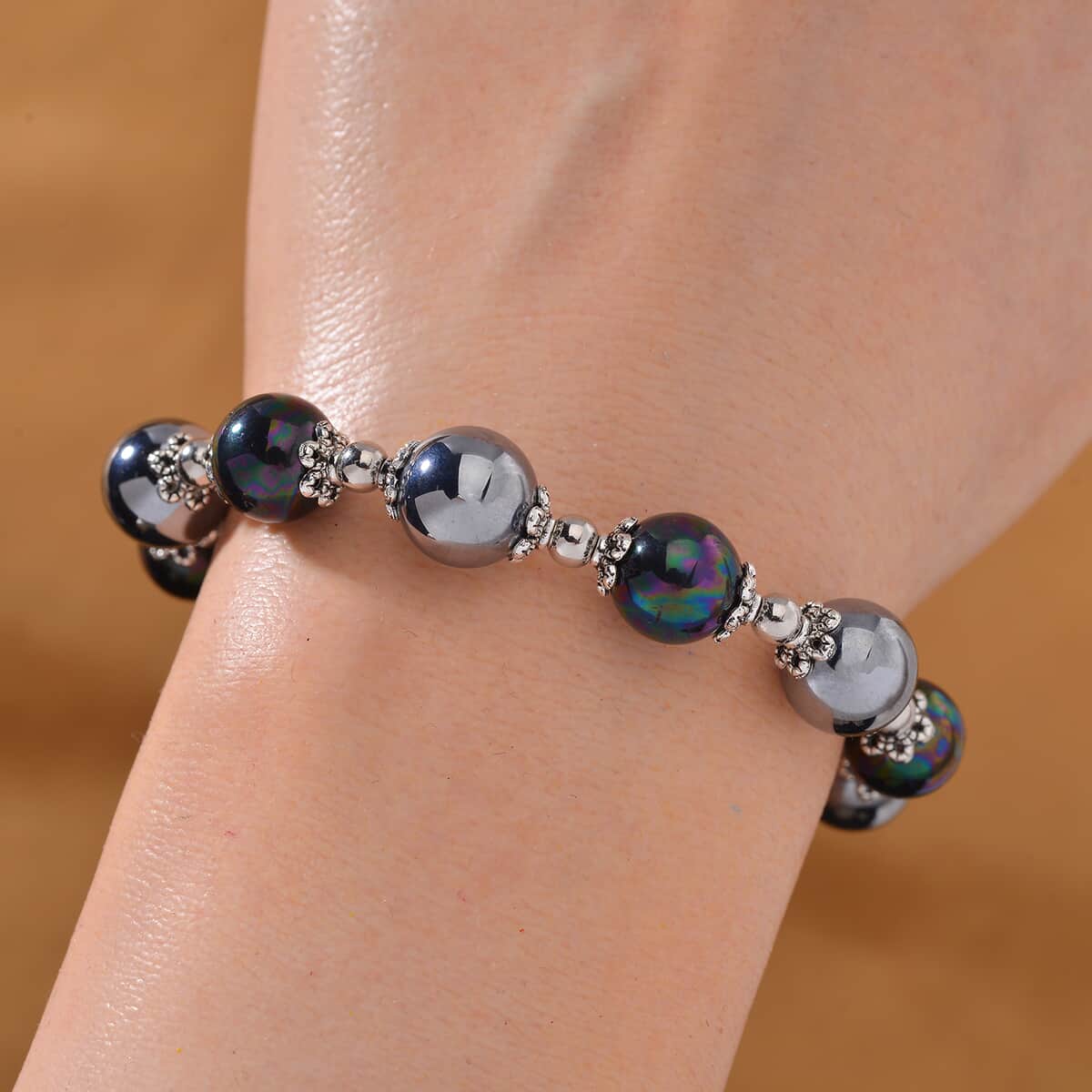 Terahertz 35.00 ctw and Peacock Color Shell Pearl Bracelet in Stainless Steel (7.5-9.5In) image number 1