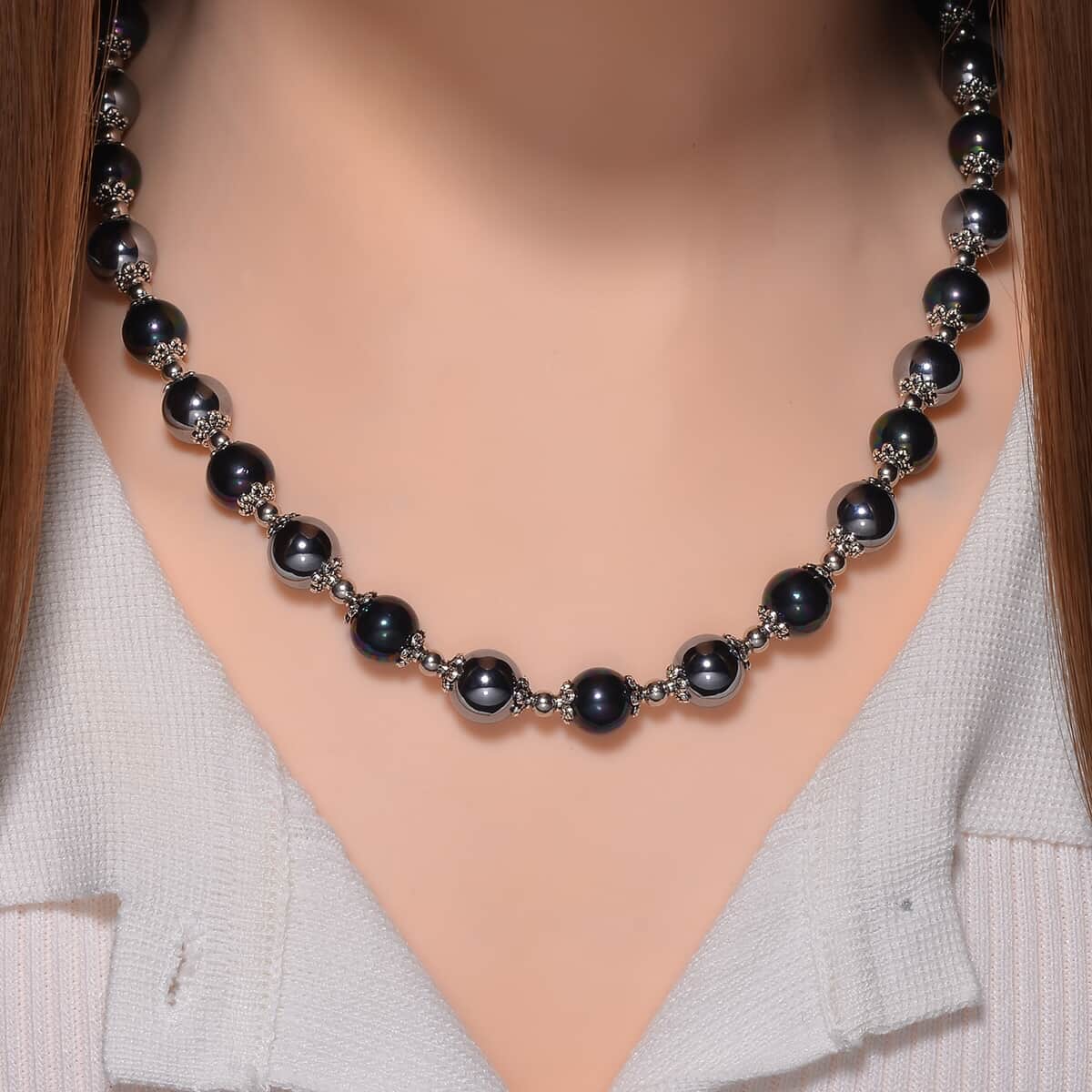 Terahertz 50.00 ctw and Peacock Color Shell Pearl Necklace in Stainless Steel 20-22 Inches image number 1