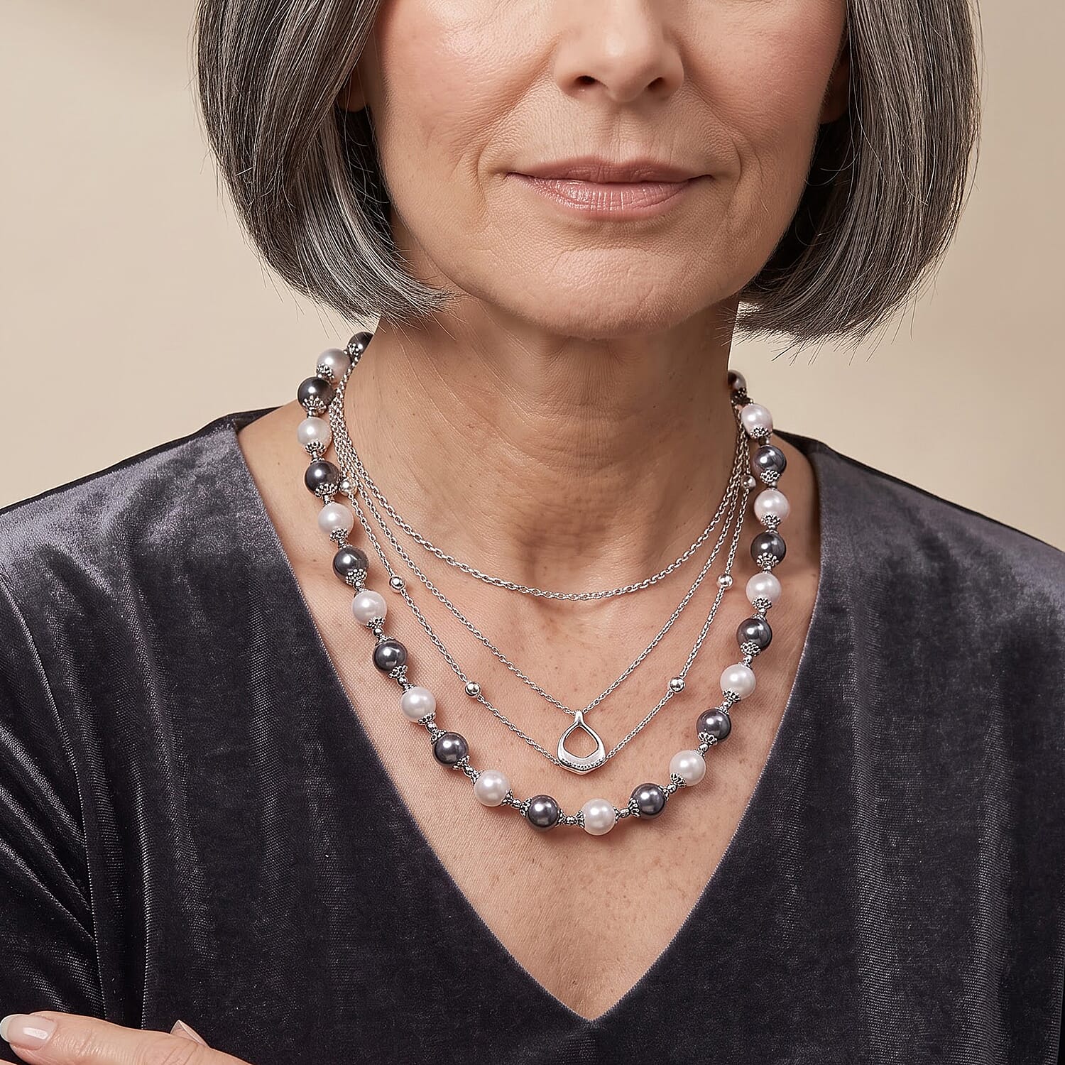 Terahertz 50.00 ctw and White Color Shell Pearl Necklace in Stainless Steel 20-22 Inches