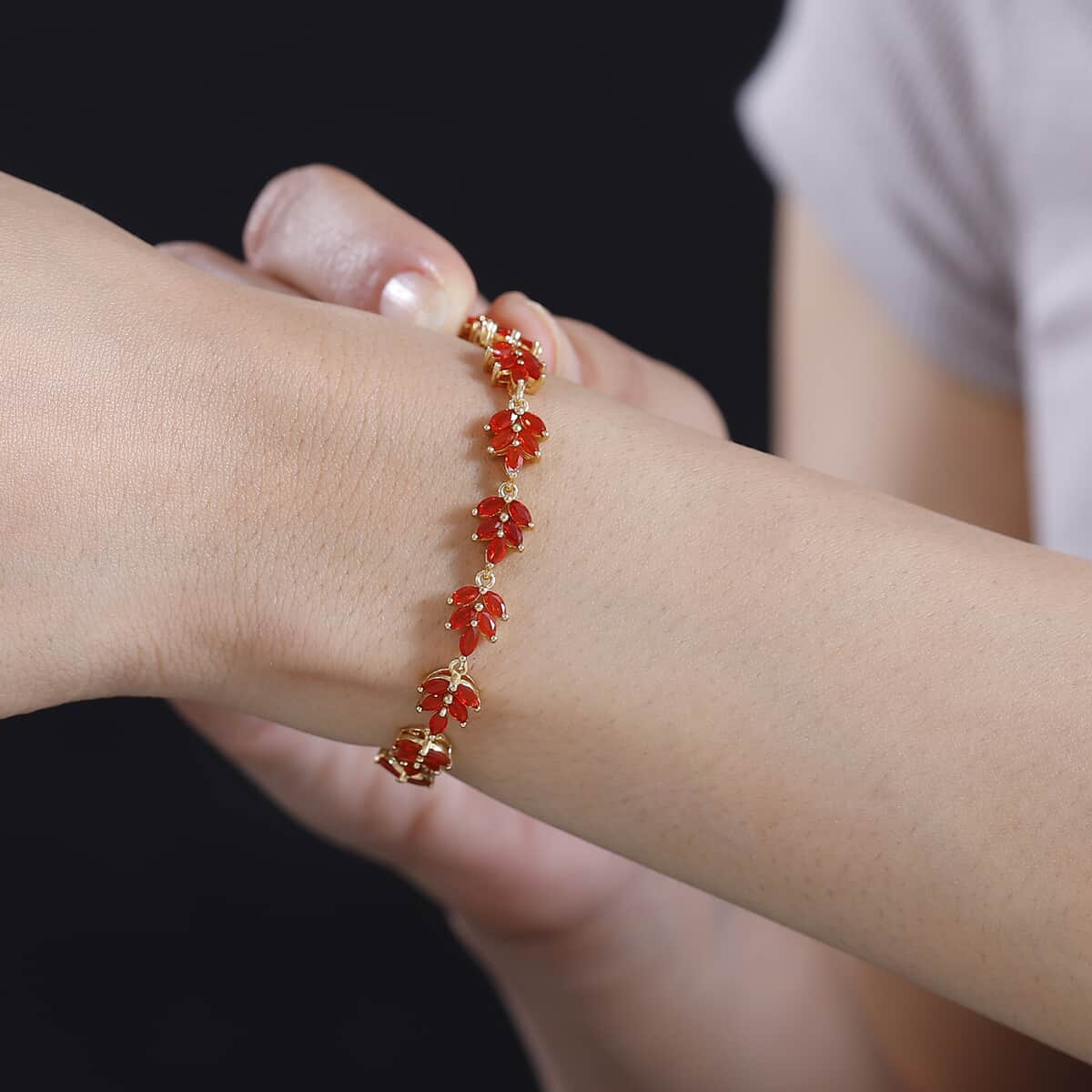 Mexican Cherry Fire Opal 4.60 ctw Autumn Leaf Bracelet in 18K Vermeil Yellow Gold Over Sterling Silver (7.25 In) image number 2