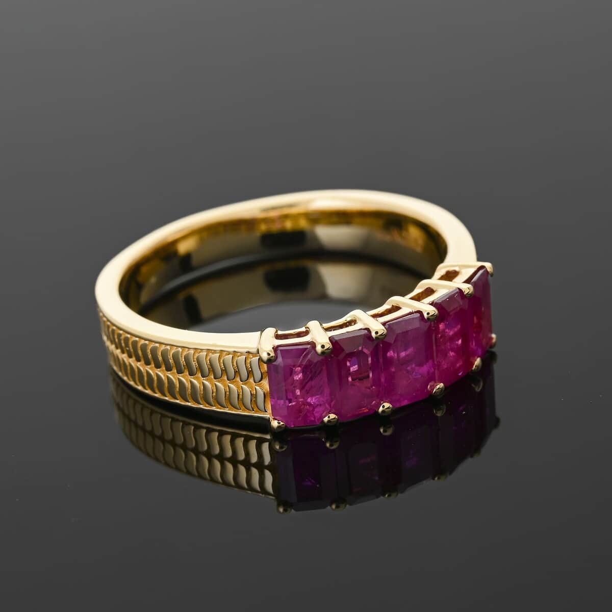 Certified & Appraised Luxoro AAA Mozambique Ruby 1.45 ctw Ring in 14K Yellow Gold 4.90 Grams image number 1