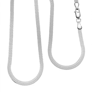 Herringbone Chain Necklace in Sterling Silver 18 Inches 6.20 Grams
