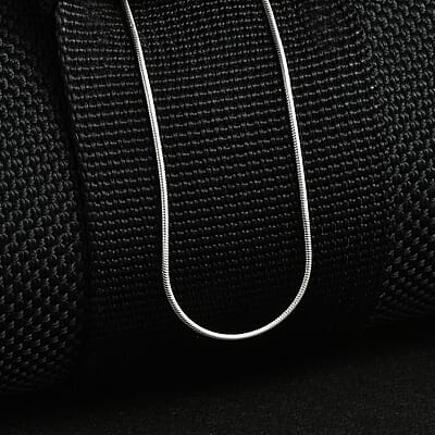 Snake Chain Necklace in Sterling Silver 20 Inches 2.80 Grams