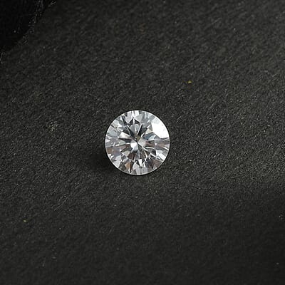 Moissanite (Rnd 6.5 mm) 0.86 ctw