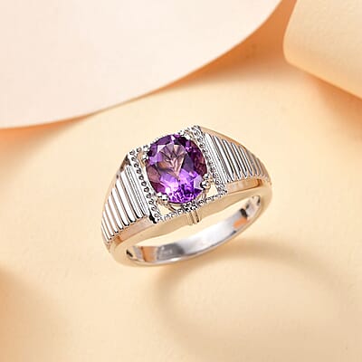 Premium Mashamba Amethyst 2.50 ctcw Men's Ring in Platinum Over Sterling Silver (Size 10.0)