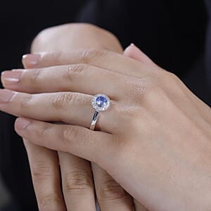 Luxoro AAA Ceylon Blue Sapphire, Diamond Halo Ring in 14K White Gold 1.02 ctw (Size 6.0)