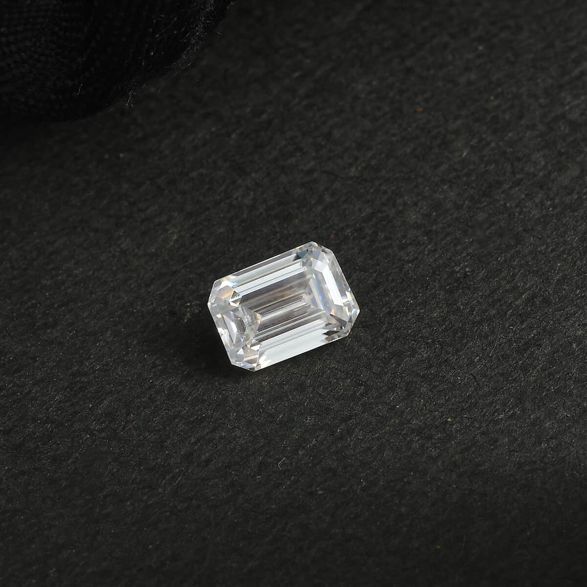 Moissanite (Oct 7x5 mm) 0.87 ctw image number 1