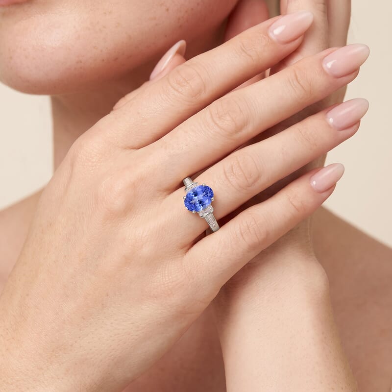 Luxoro Premium Tanzanite and G-H I1 Diamond 1.50 ctw Ring in 14K White Gold (Size 10.0)
