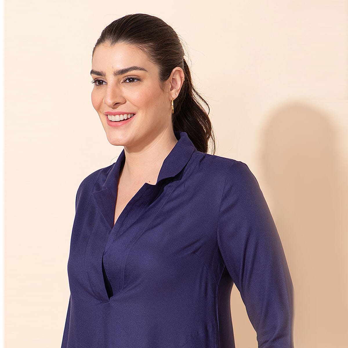 Tamsy Navy Rayon Moss Top -L image number 4