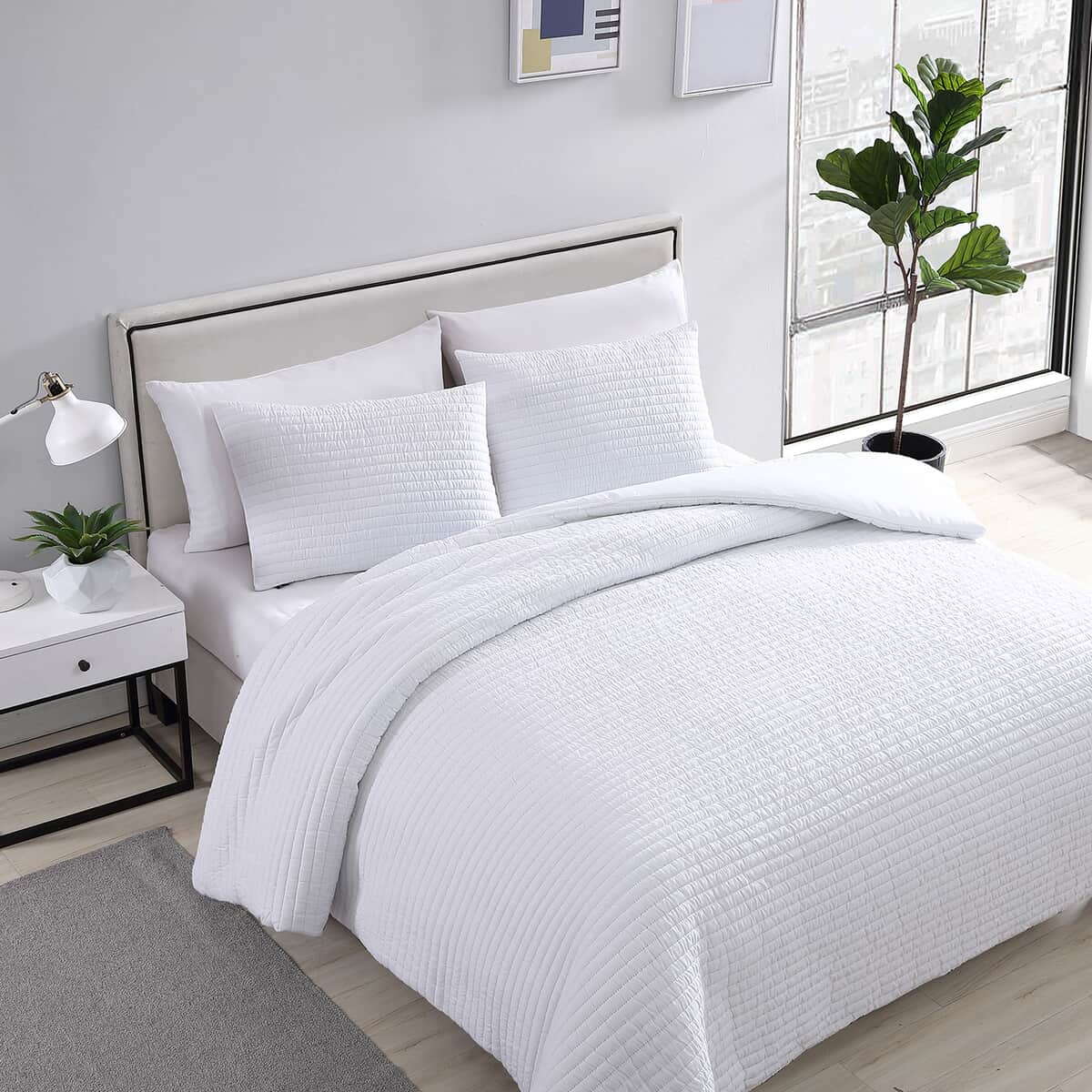 The Nesting Company- Palm 3 Piece Queen Comforter Set White image number 2