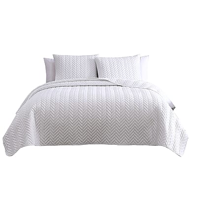 The Nesting Company- Birch 3 Piece Quilt Set - White (Queen) | Bed Comforter Set | Bedding Set