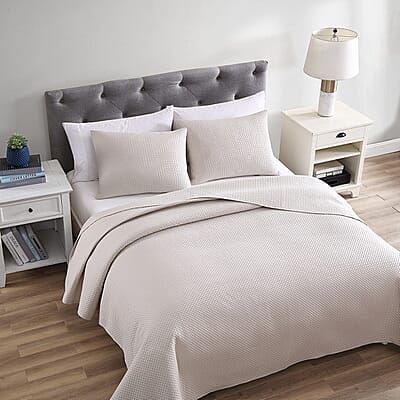 The Nesting Company- Aspen 3 Piece Queen Quilt Set Taupe , Microfiber Quilt Set , Bed Comforter Set , Bedding Set