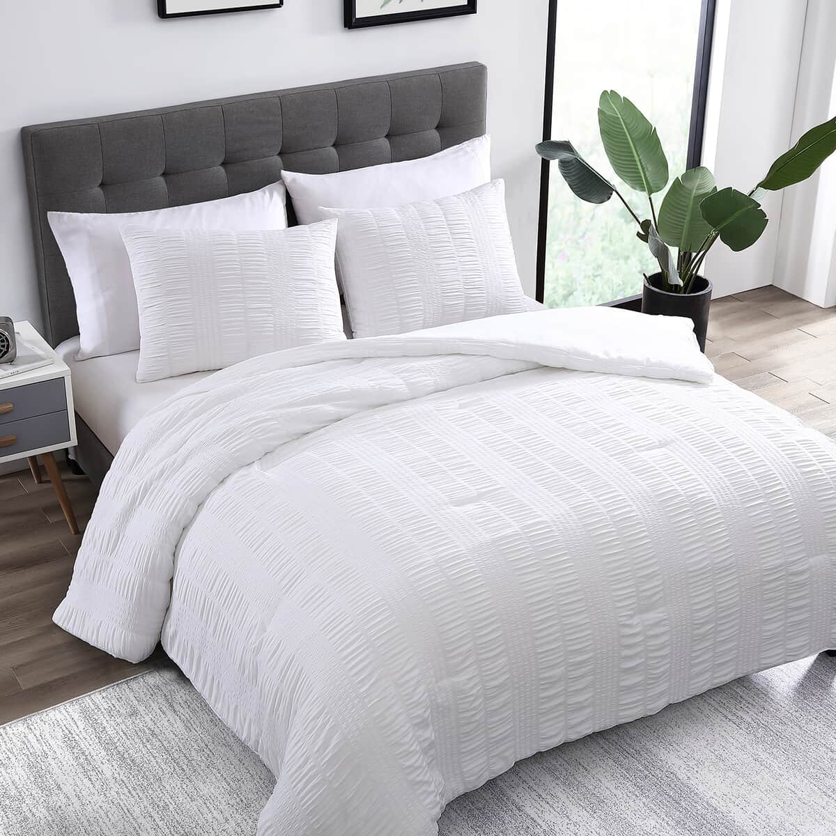 The Nesting Company- Elm 3 Piece Comforter Set - Queen (White) | Bed Comforter Blanket Set | Cozy Comforter | Bedding Set image number 1