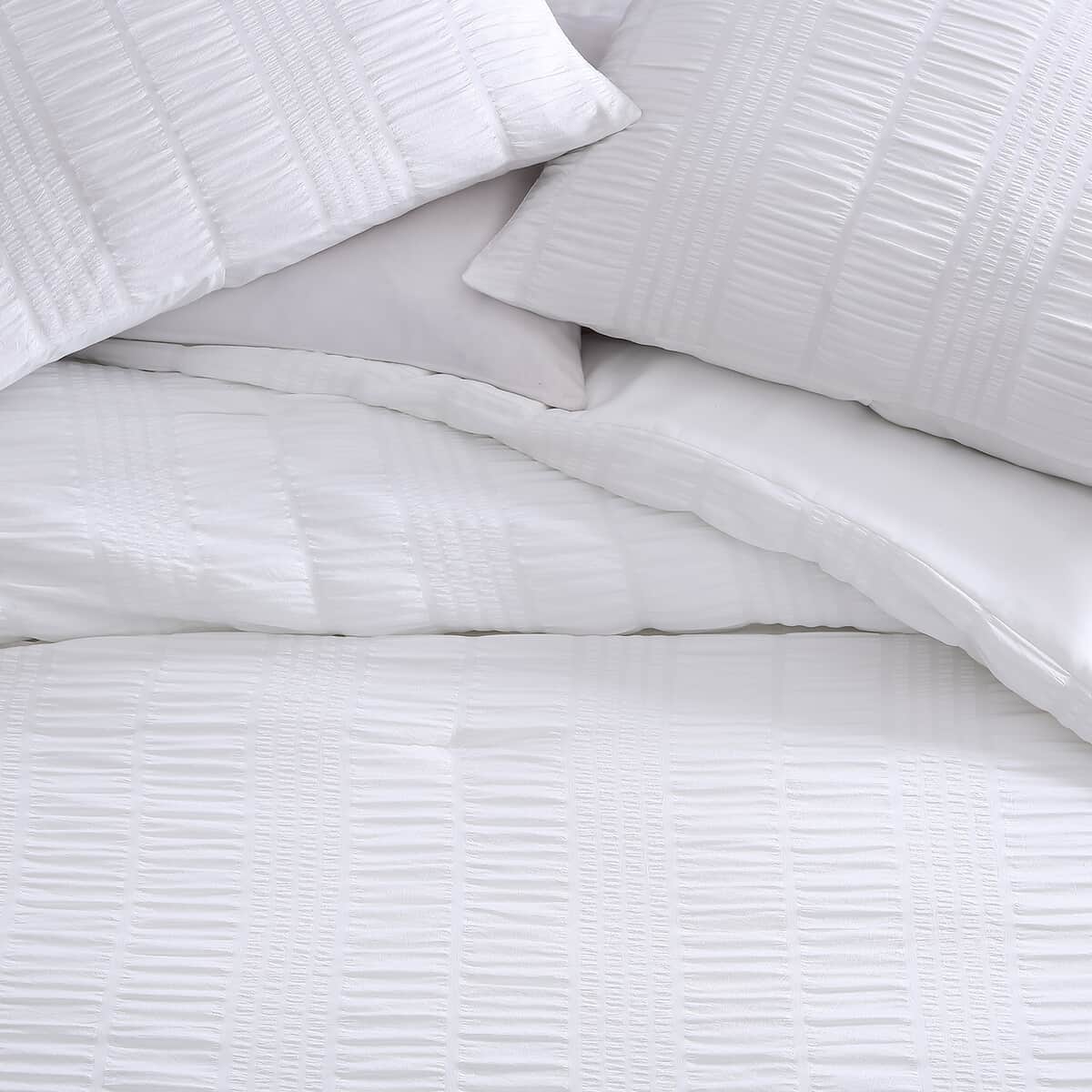 The Nesting Company- Elm 3 Piece Comforter Set - Queen (White) | Bed Comforter Blanket Set | Cozy Comforter | Bedding Set image number 5