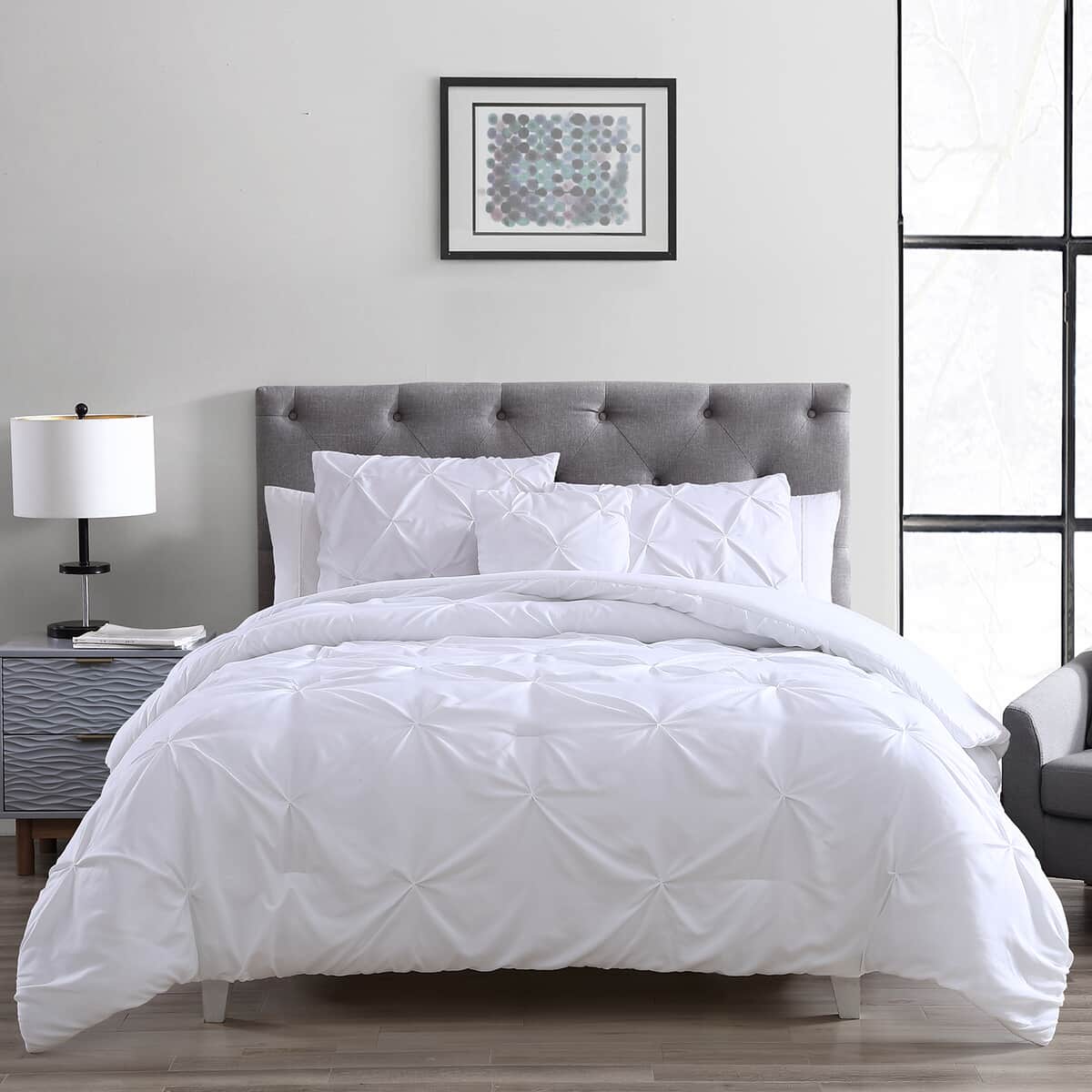 The Nesting Company- Spruce 4 Piece Comforter Set Queen White image number 1