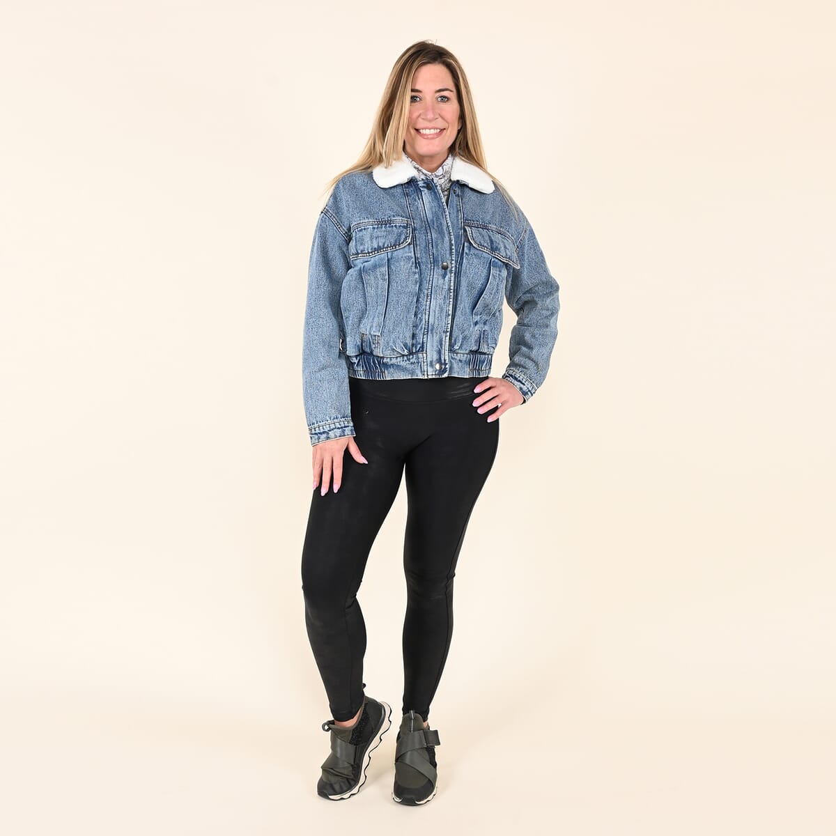 Tamsy Denim Cropped Jacket with Sherpa Collar - XL image number 0