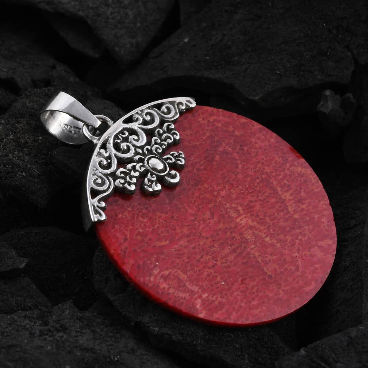 Sponge Coral Pendant in Sterling Silver image number 1