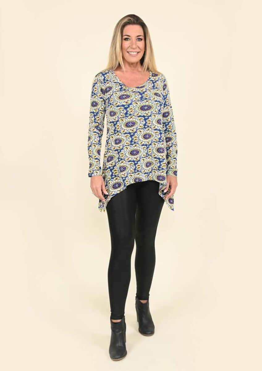 Tamsy Blue Printed Full Sleeves Flared Top - L image number 0
