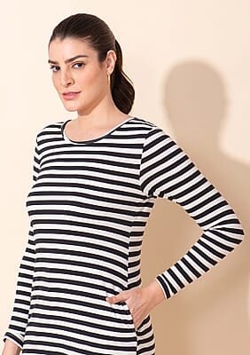 Tamsy Black Stripe Pattern Cotton Knitted Ladies Top - L