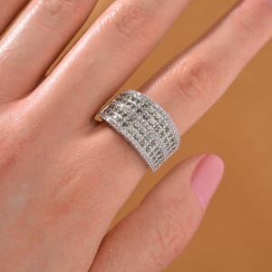 D'Joy Madagascar Green Sapphire and White Zircon 2.70 ctw Ring in Rhodium Over Sterling Silver (Size 6.0)