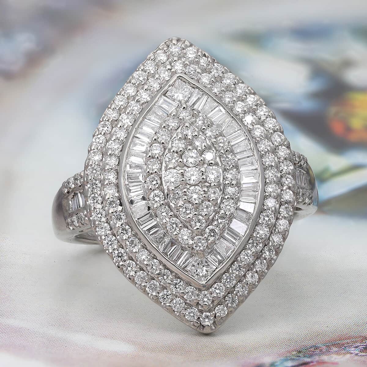 Rhapsody 950 Platinum E-F VS Diamond Cluster Ring (Size 6.0) 7.70 Grams 1.00 ctw image number 1