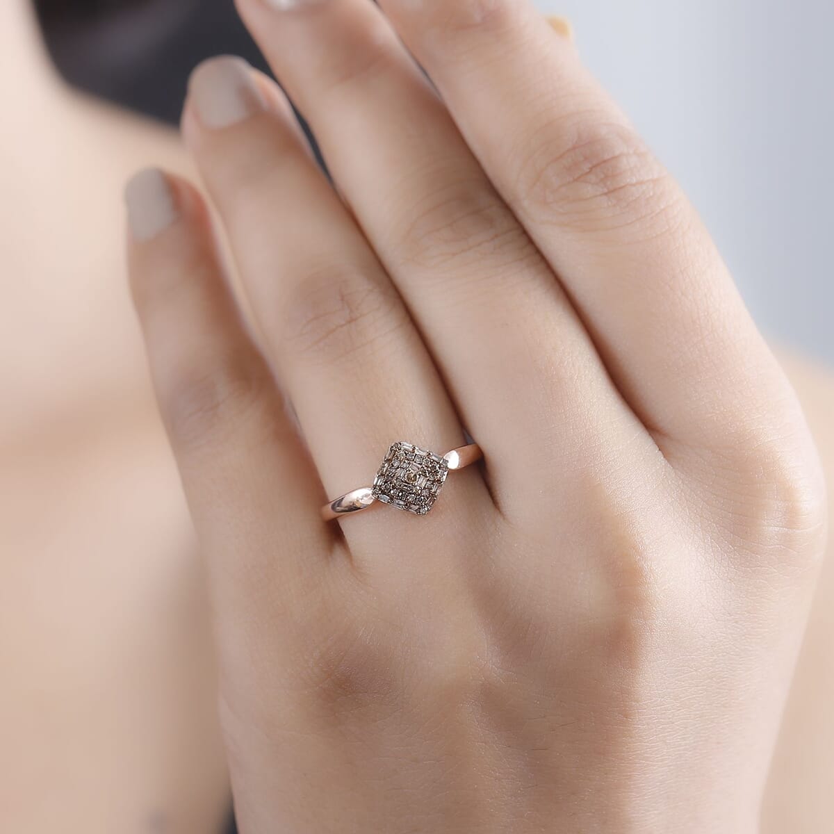 D'Joy Natural Champagne Diamond 0.15 ctw Halo Cluster Ring in 18K Vermeil Rose Gold Over Sterling Silver (Size 8.0) image number 2