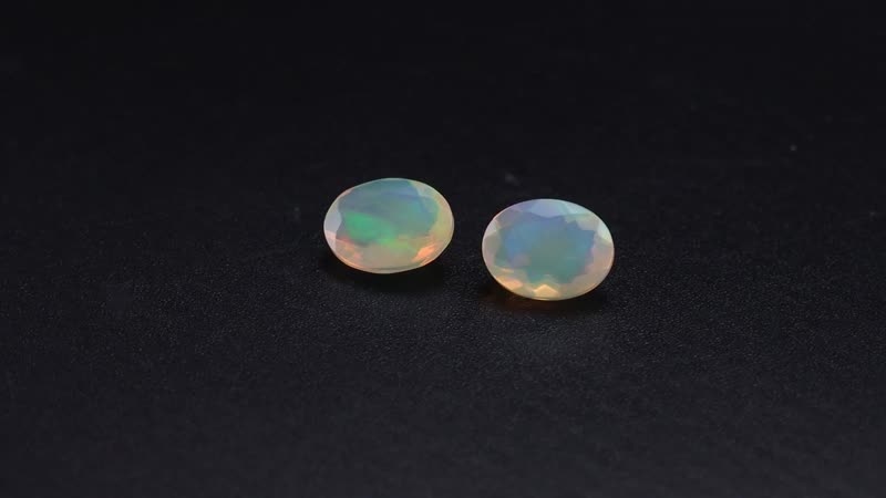AA Ethiopian Welo Opal Set of 2 (Ovl 8x6 mm) 1.39 ctw Loose Gemstone