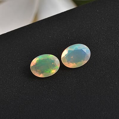 AA Ethiopian Welo Opal Set of 2 (Ovl 8x6 mm) 1.39 ctw Loose Gemstone