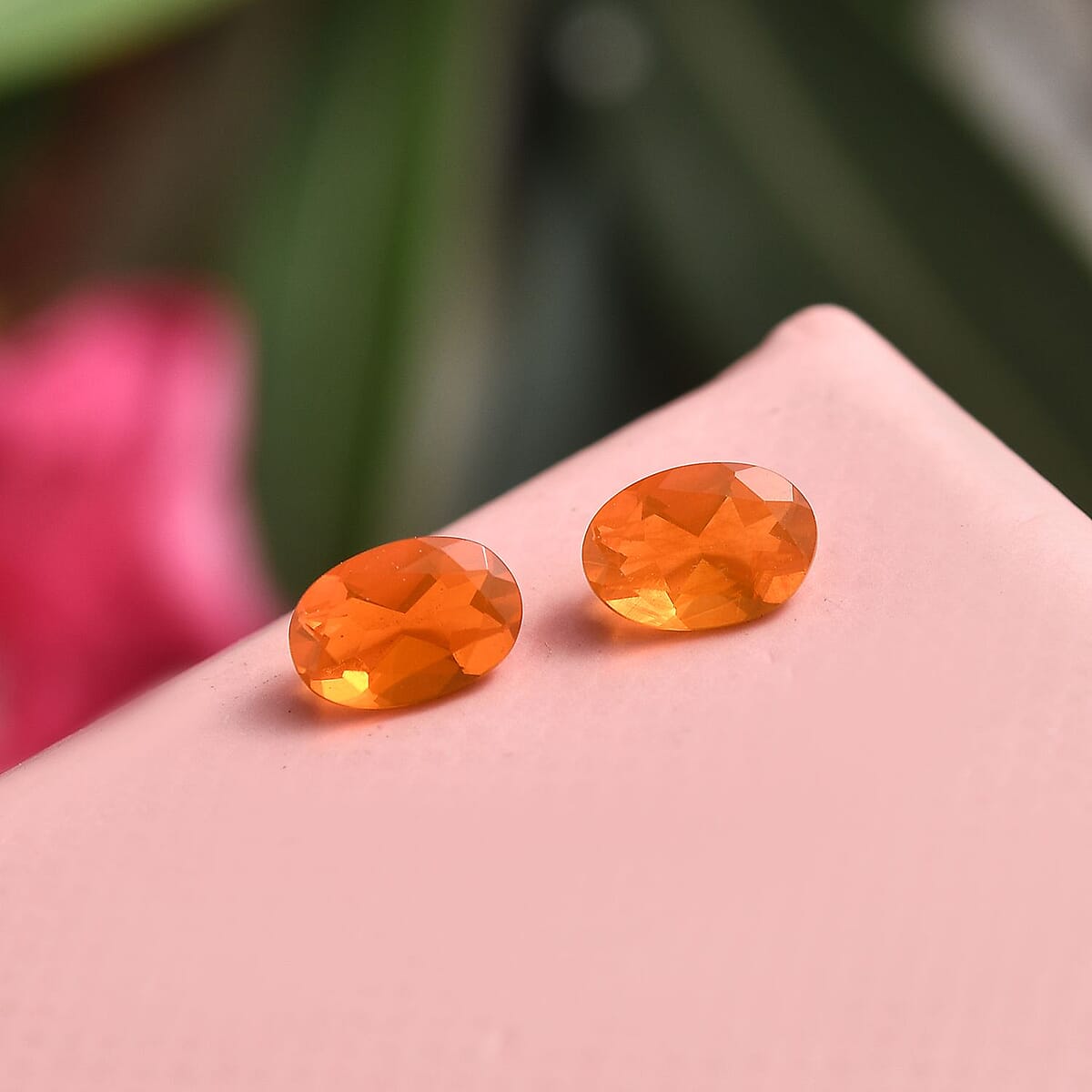 AAA Jalisco Fire Opal Set of 2 (Ovl 6x4 mm) 0.57 ctw Loose Gemstone image number 1