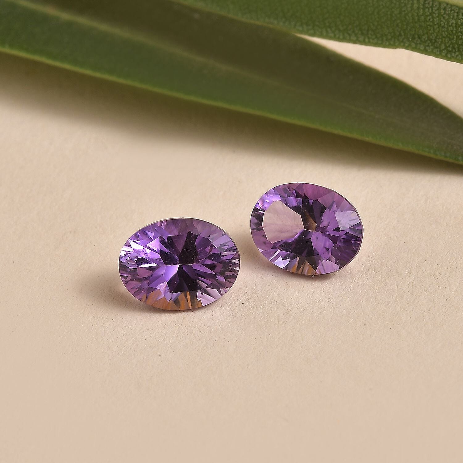 Mashamba Amethyst Set of 2 (Ovl 8x6 mm) 2.28 ctw Loose Gemstone