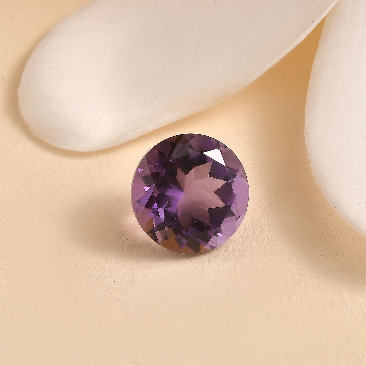 Mashamba Amethyst (Rnd 10 mm) 3.04 ctw Loose Gemstone