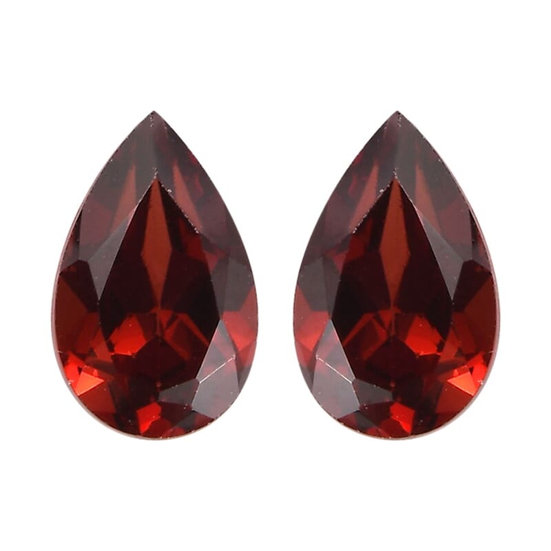 Mozambique Garnet Set of 2 (Pear 8x5 mm) 1.90 ctw Loose Gemstone