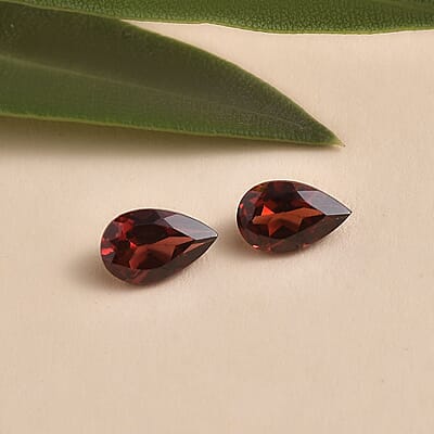 Mozambique Garnet Set of 2 (Pear 8x5 mm) 1.90 ctw Loose Gemstone