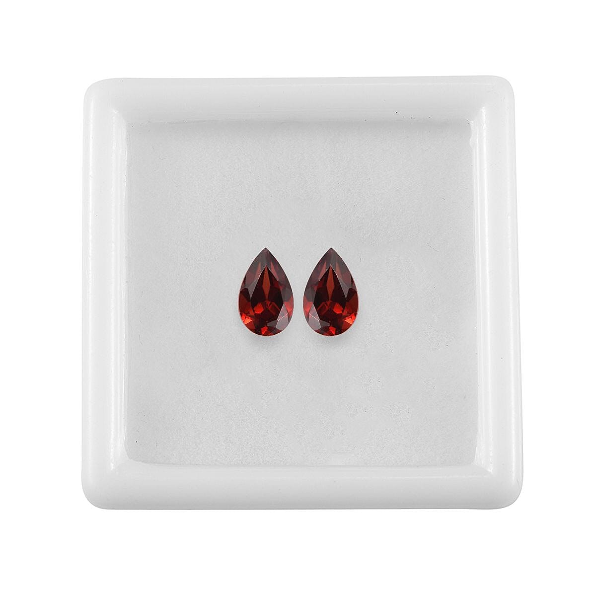 Mozambique Garnet Set of 2 (Pear 8x5 mm) 1.90 ctw Loose Gemstone image number 3