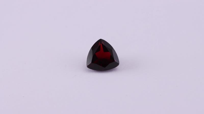 AA Mozambique Garnet (Trl 9 mm) 2.33 ctw Loose Gemstone