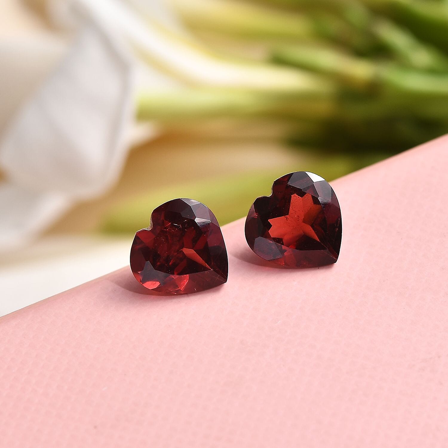 AA Mozambique Garnet Set of 2 (Hrt 9 mm) 4.74 ctw Loose Gemstone